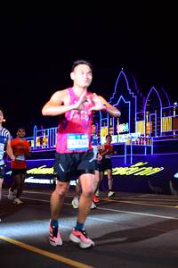 BIB: 1413, 1804, 2009
                            <button type="button" onclick="openModal(22869709)" class="btn btn-primary btn-sm float-right btn-popup" data-toggle="modal" data-target=".modal-high-quality">
                        <i class="fas fa-shopping-cart"></i> Add to Cart
                    </button>
                                            <button type="button" onclick="isThisMe(22869709, true)" class="btn btn-success btn-sm float-right btn-popup btn-isme hidden" data-toggle="tooltip" data-placement="bottom" title="นี่คือรูปของคุณใช่ไหม คลิกที่นี่เพื่อเอาเข้าอัลบั้ม">
                        <i class="fas fa-plus"></i> Add to album
                    </button>
                    <button type="button" onclick="isThisMe(22869709, false)" class="btn btn-warning btn-sm float-right btn-popup btn-isnotme hidden">
                        <i class="fas fa-ban"></i> Remove from album
                    </button>